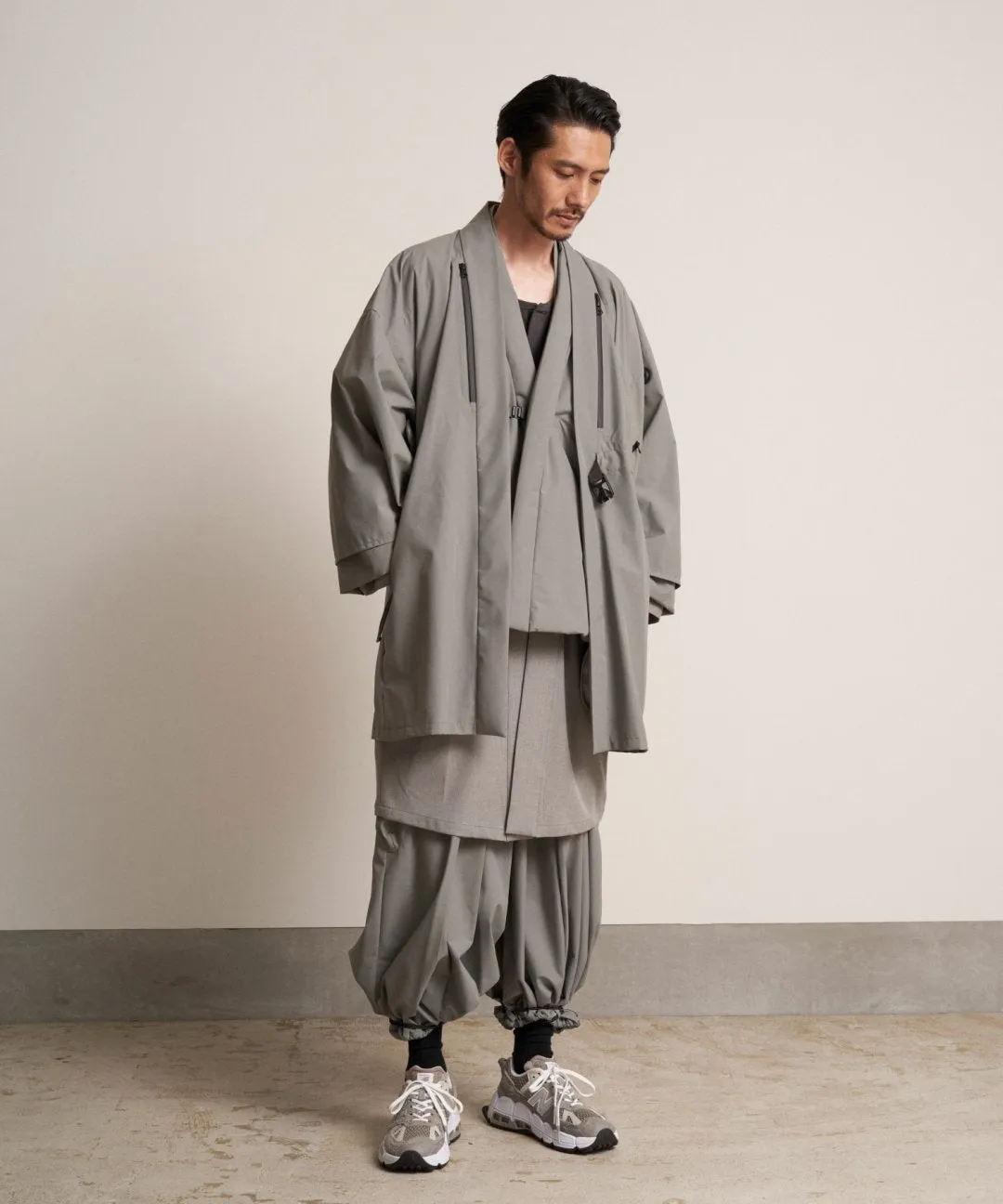 00WA194 SOFT THREE LAYER DOTERA TECH - GRAY