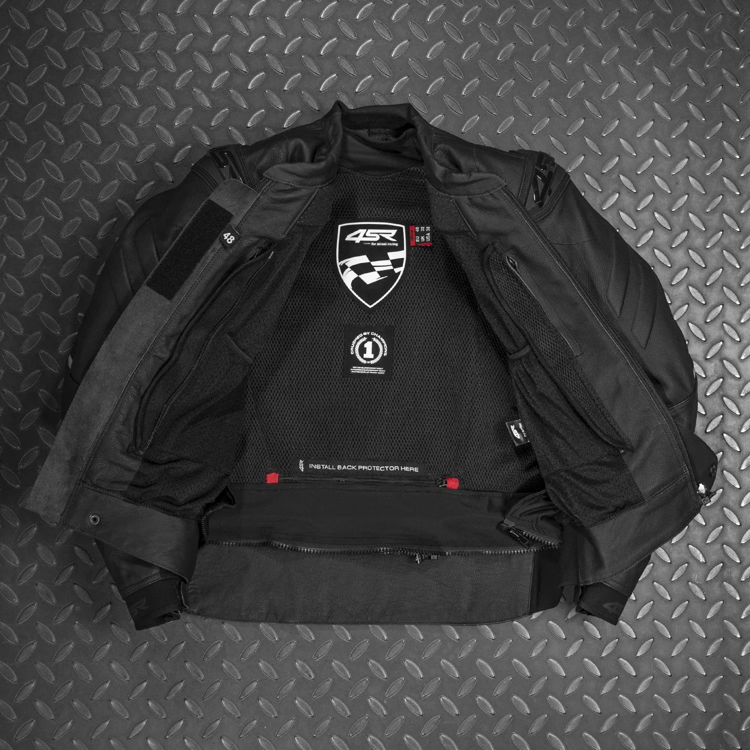 Club Sport Black Series AR
