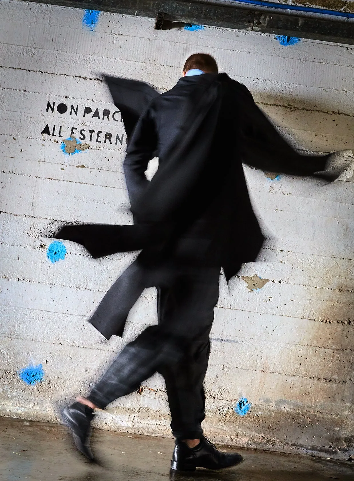 Mens Origami Cool Wool Tailored Long Jacket  Black, Modern Elegance