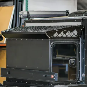 Toolbox Luggage Rack and Net